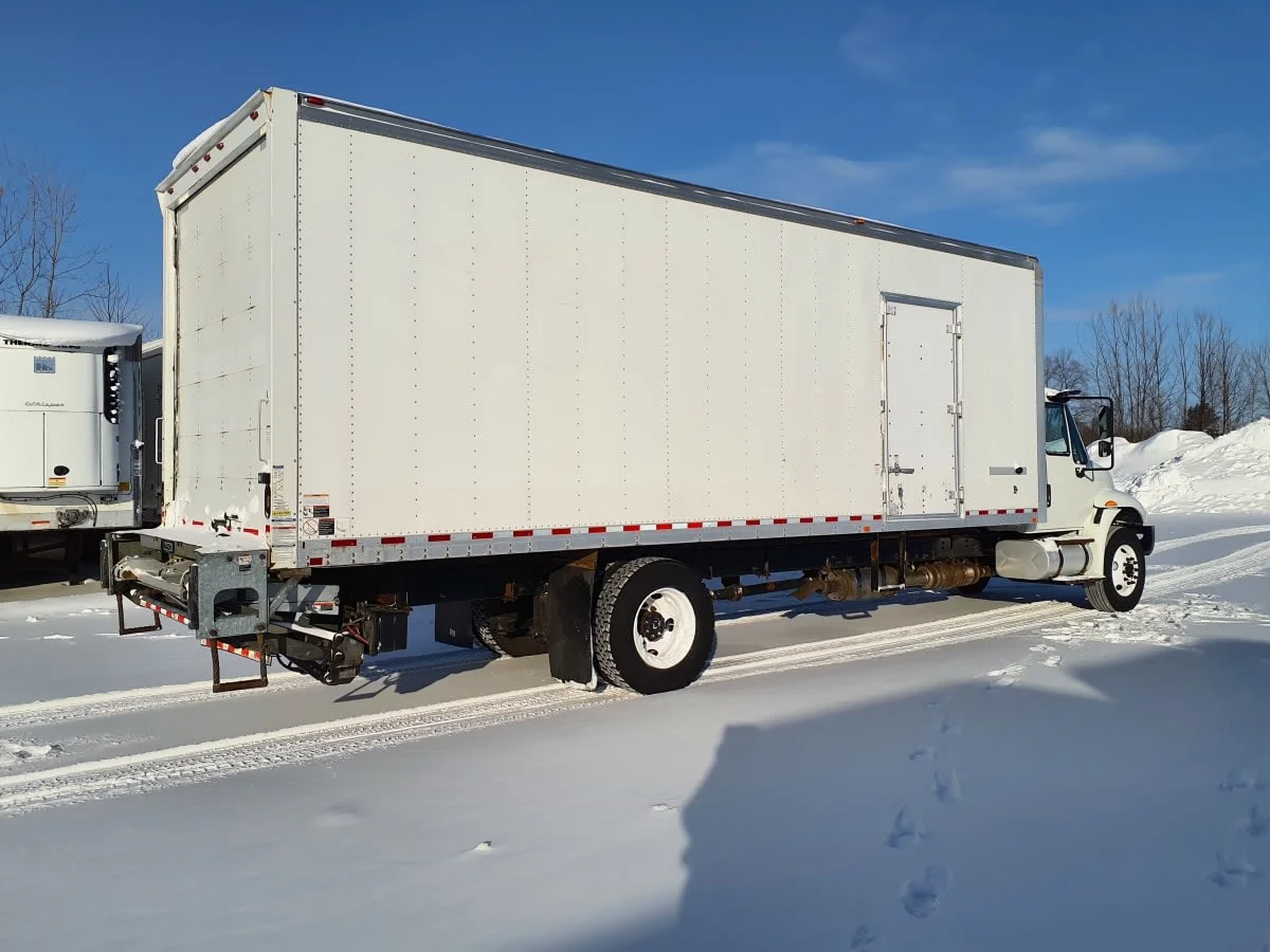 2017 International 4300 in Wayland, MI — photo 4