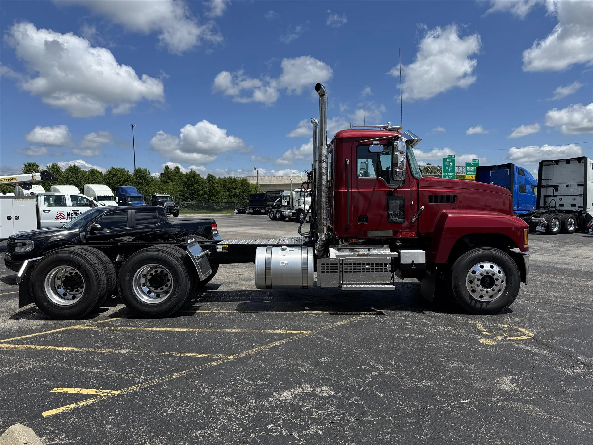 2026 Mack Pinnacle - image 5