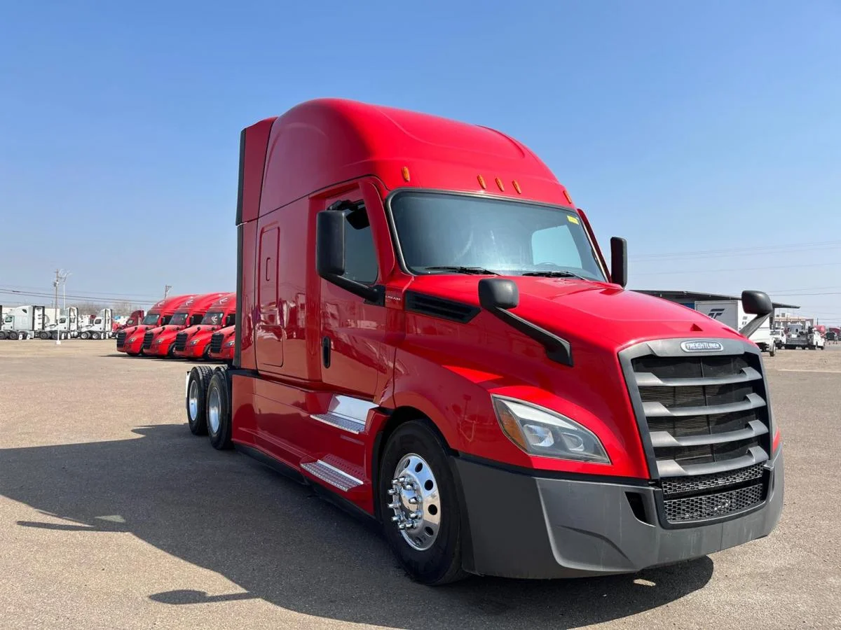 2024 Freightliner Cascadia in Laredo, TX