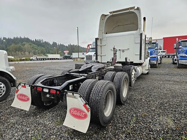 2020 Peterbilt 389 in MS — photo 5