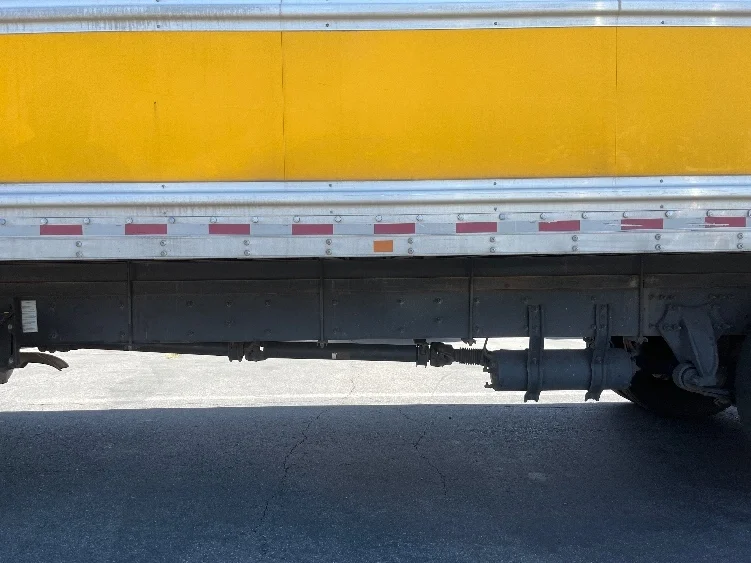 2019 Freightliner M2 106 - image 5