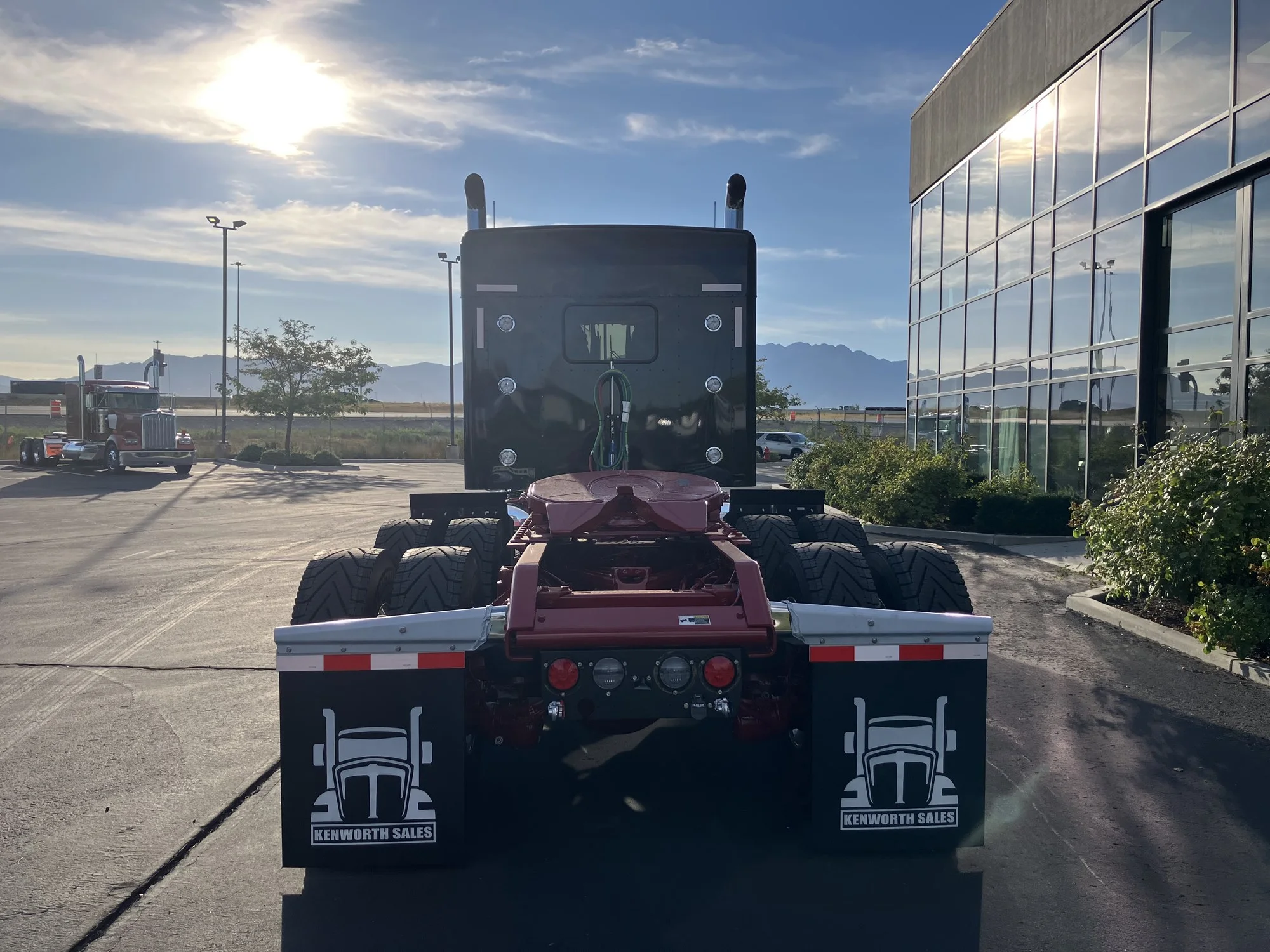 2027 Kenworth W900 in Salt Lake, UT — photo 4