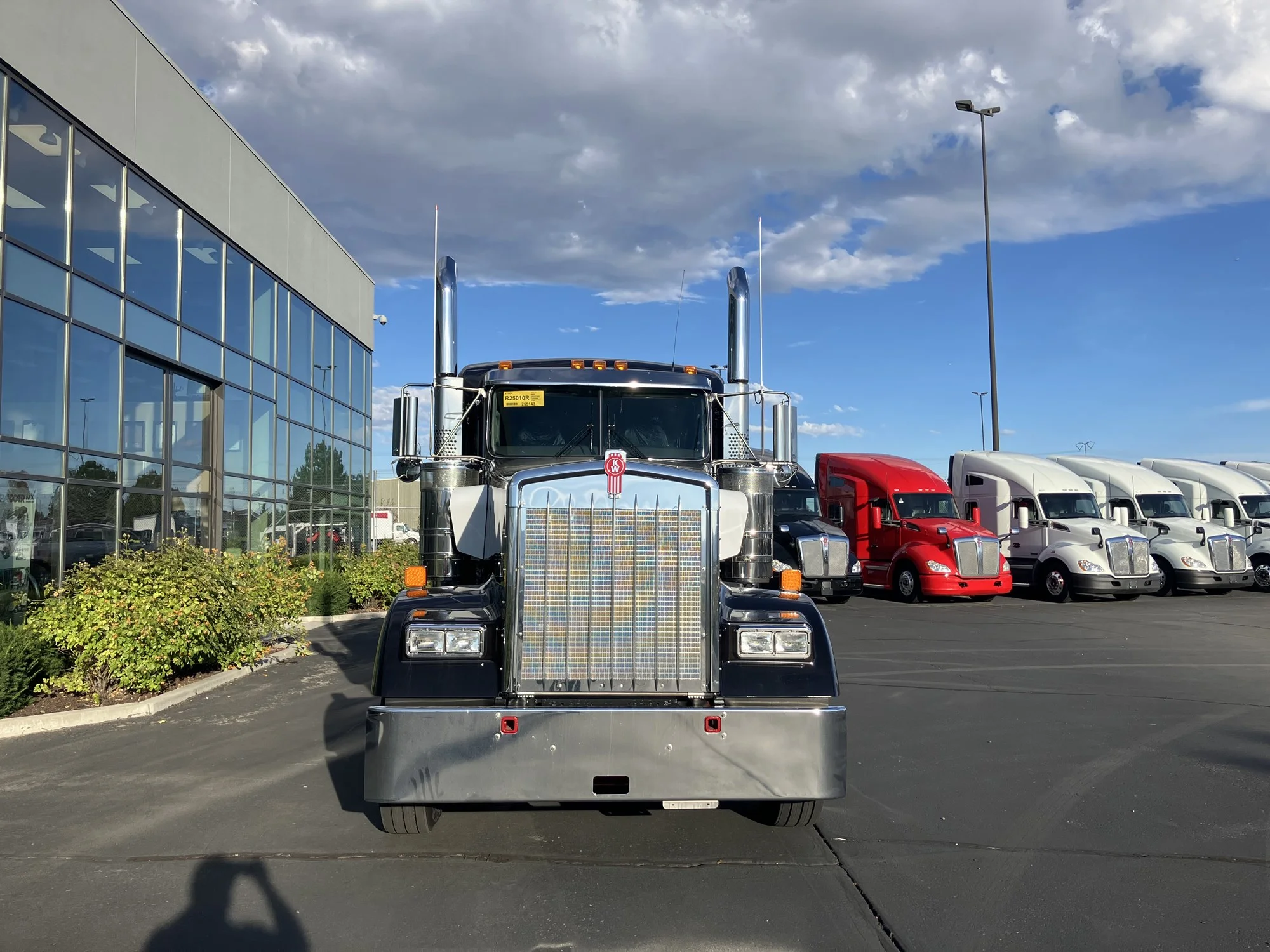 2027 Kenworth W900 in Salt Lake, UT — photo 2