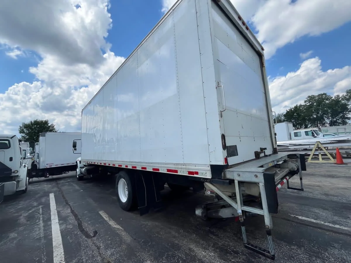 2018 International 4300 in Beltsville, MD — photo 6