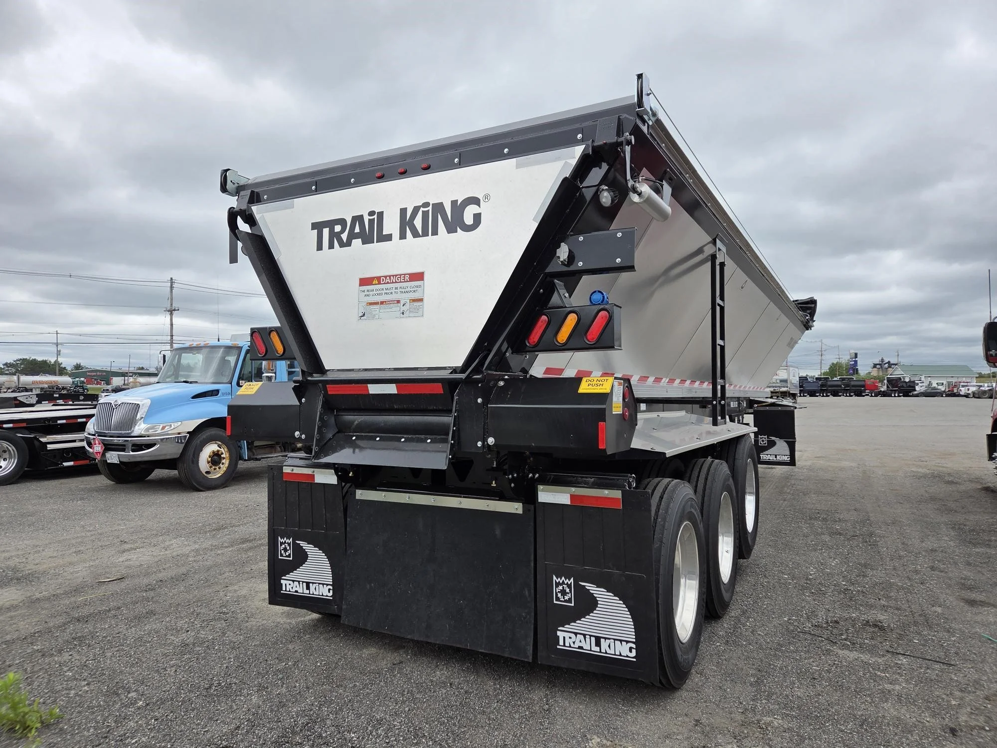 2027 Trail King in Hermon, ME — photo 6