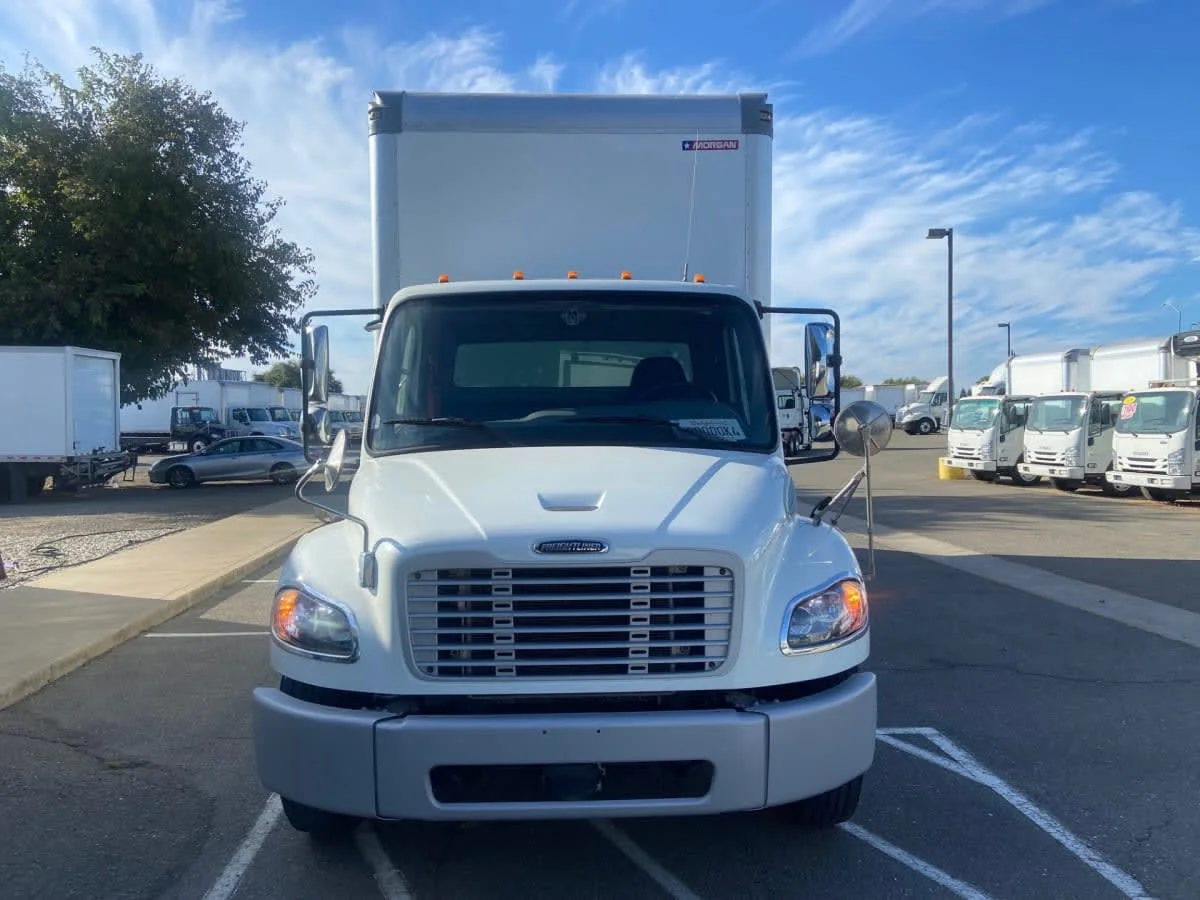 2021 Freightliner M2 106 in West Sacramento, CA — photo 2