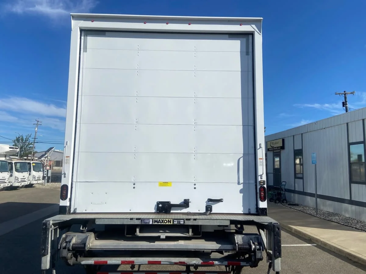 2021 Freightliner M2 106 in West Sacramento, CA — photo 5