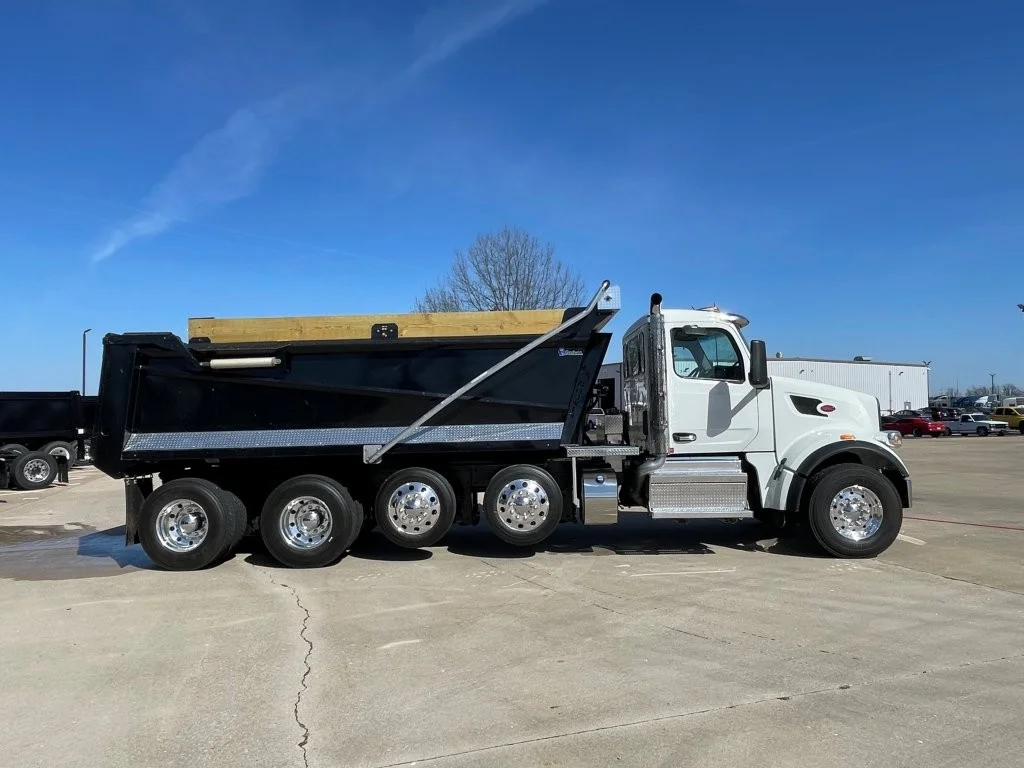 2025 Peterbilt 567 in Springfield, MO — photo 6
