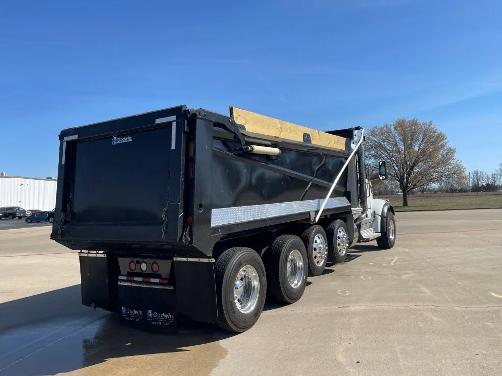 2025 Peterbilt 567 in Springfield, MO — photo 5