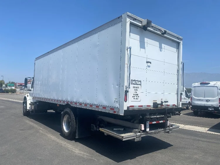 2020 Freightliner eM2 in Fontana, CA — photo 6