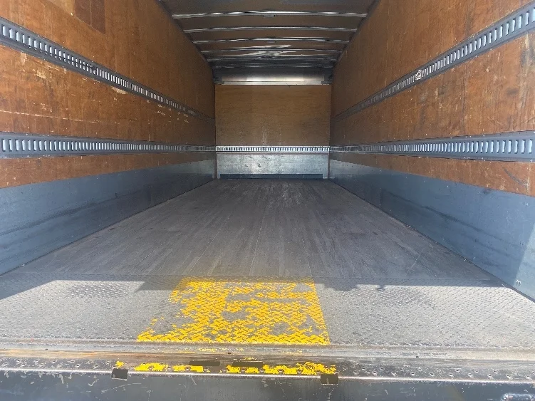 2020 Freightliner eM2 in Fontana, CA — photo 10