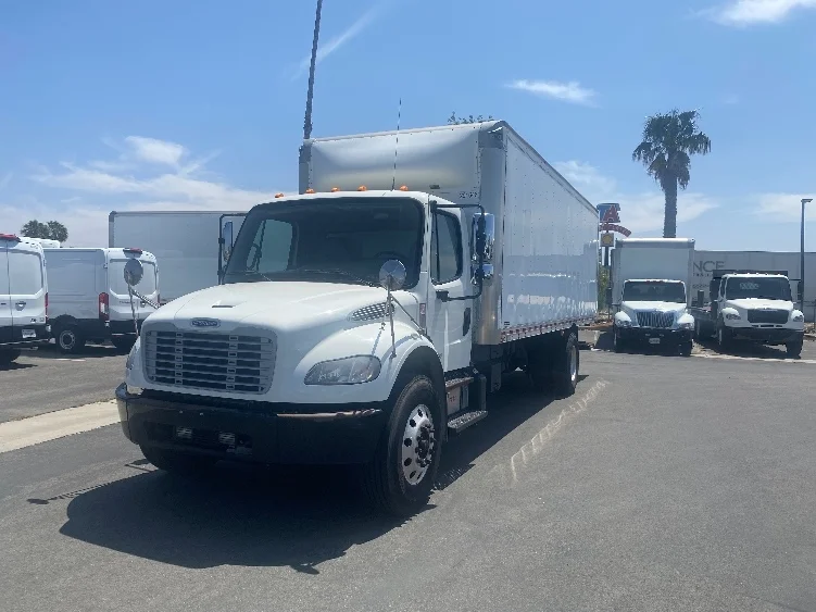 2020 Freightliner eM2 in Fontana, CA — photo 3