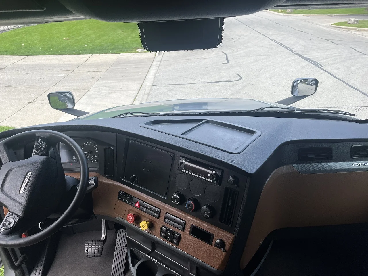 2022 Freightliner Cascadia in York Street Elmhurst, IL — photo 14