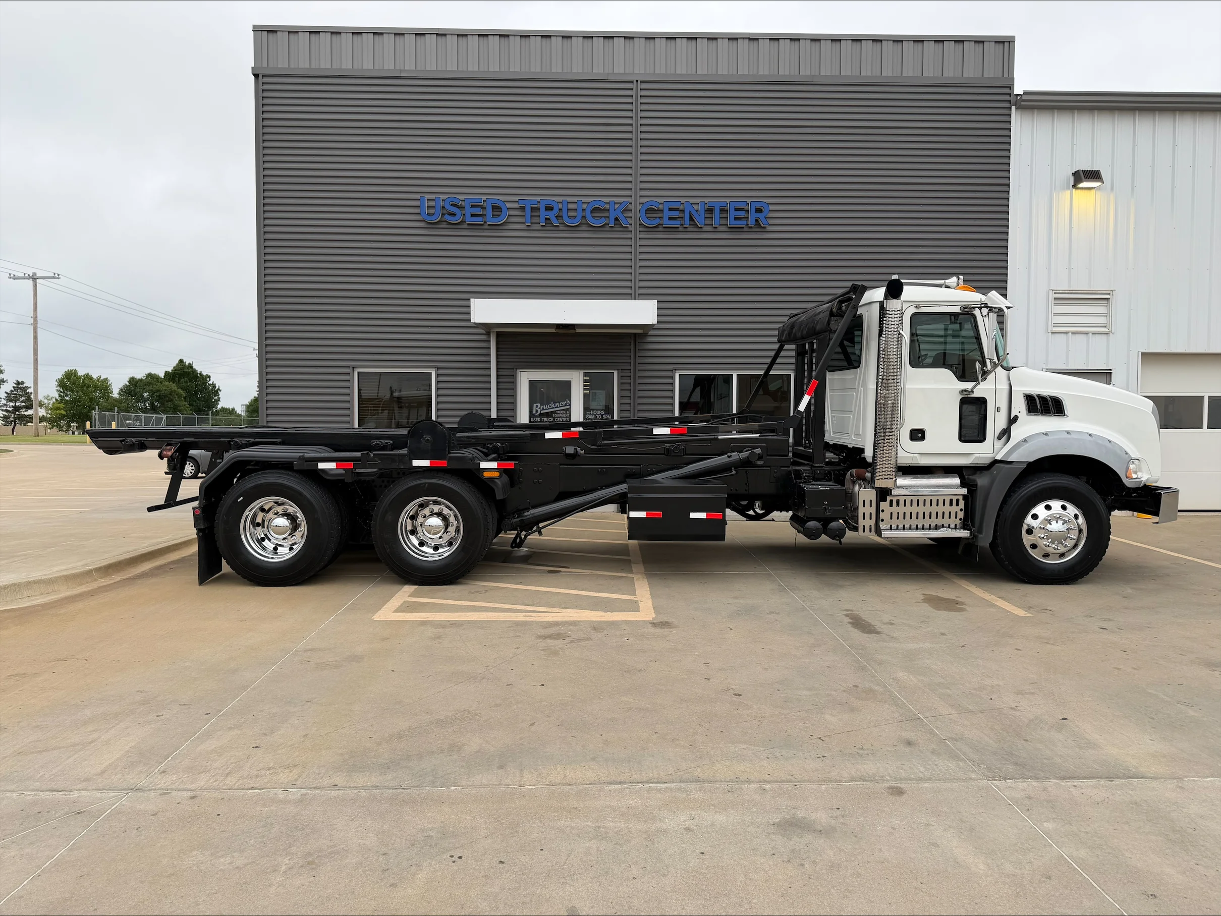 2016 Mack in Oklahoma City, OK — photo 4