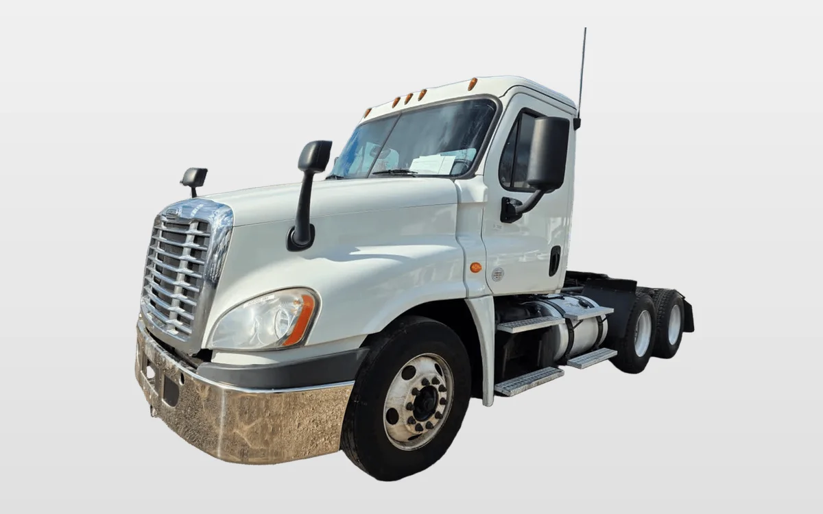 2019 Freightliner - image 1