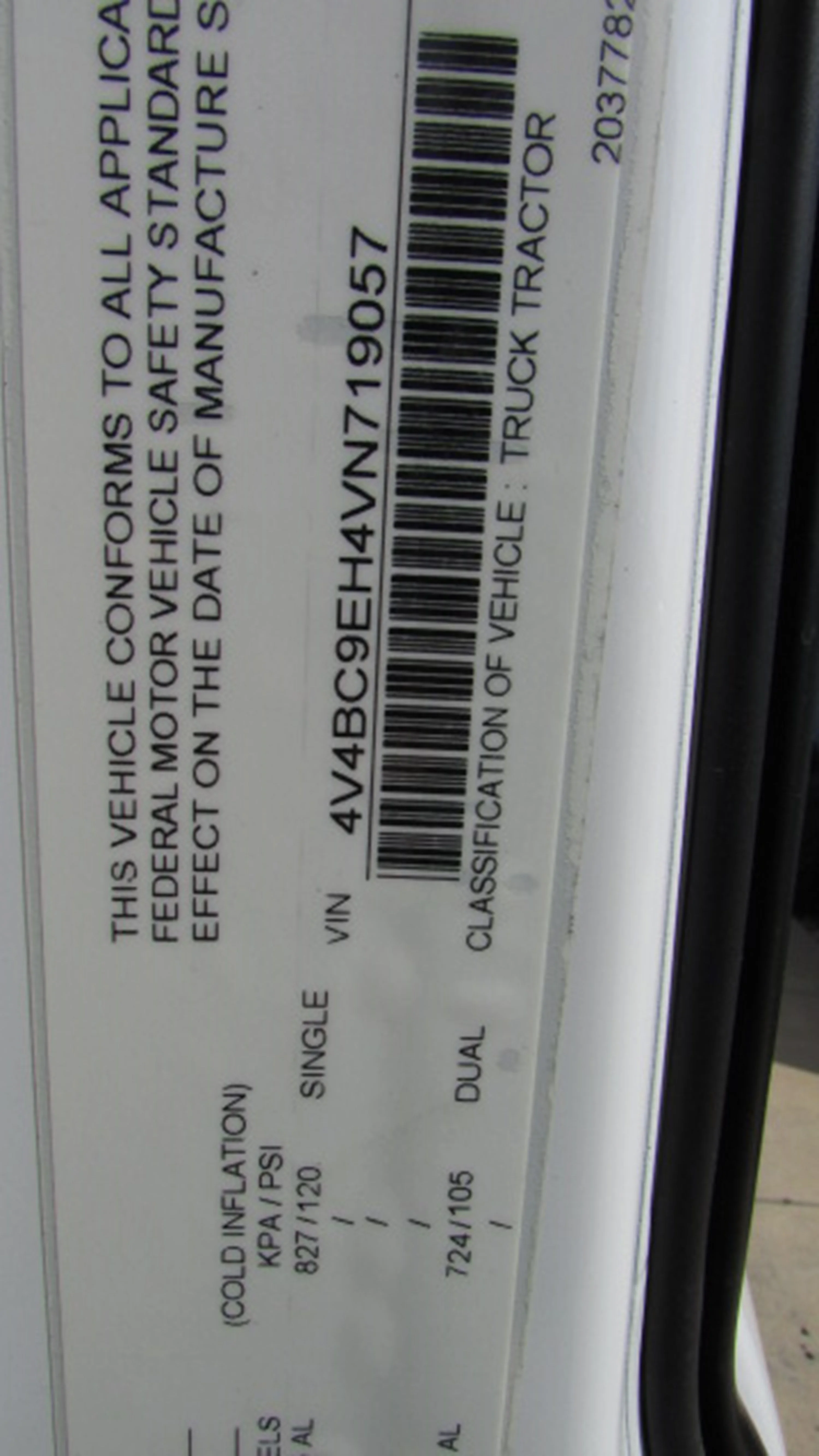 2027 Volvo VNL 300 in Houston, TX — photo 15