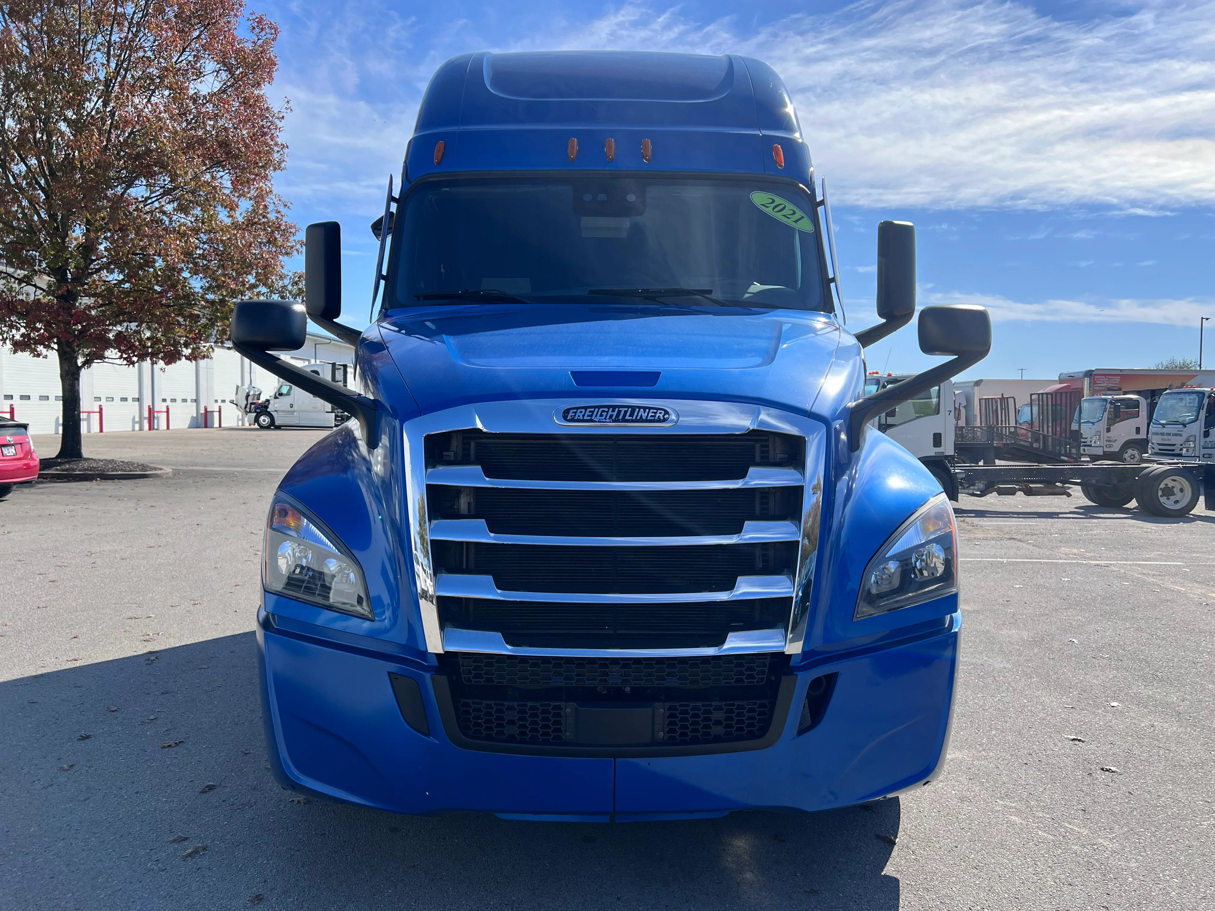 2021 Freightliner Cascadia in Nashville Isuzu, TN — photo 9