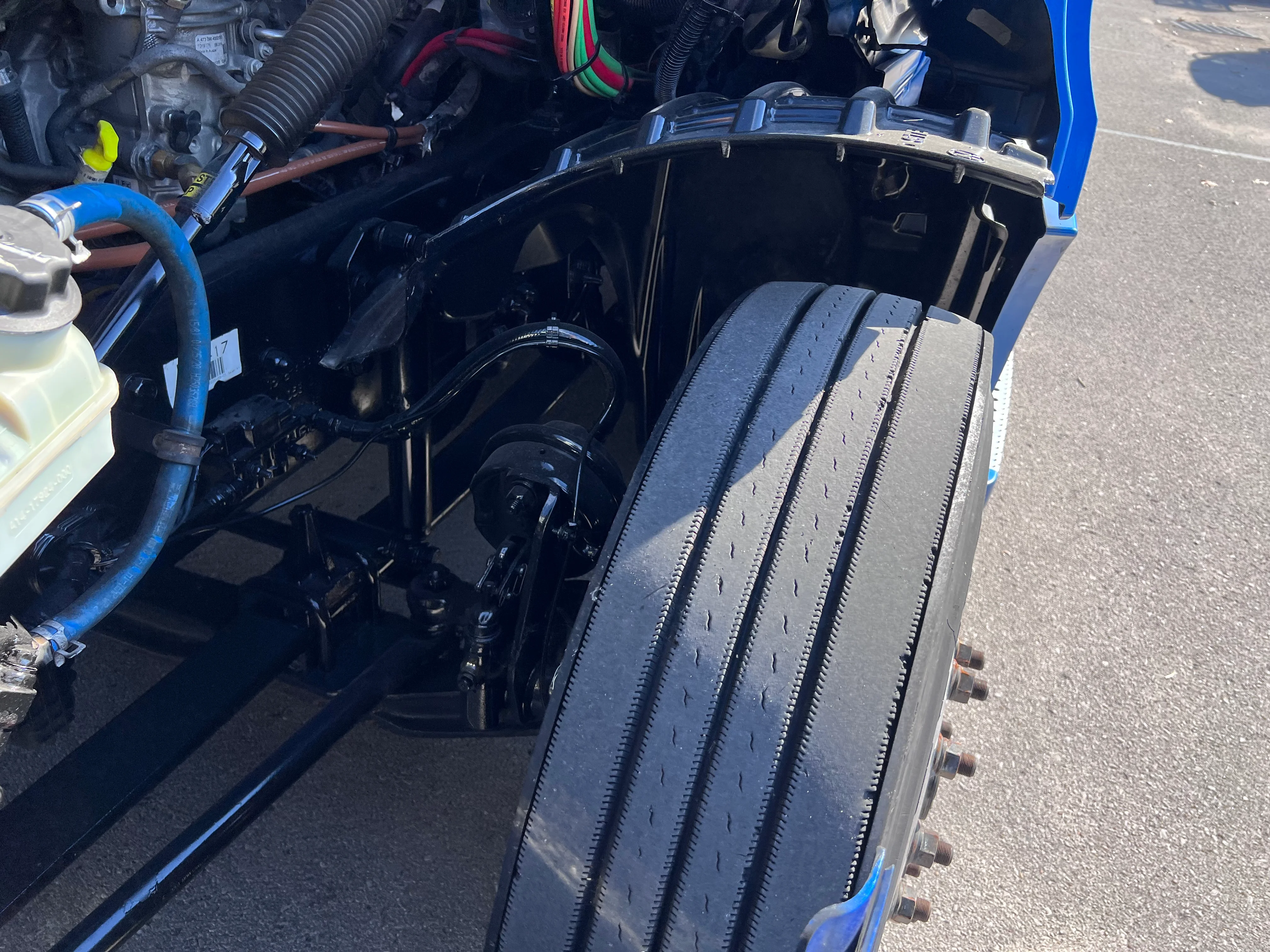 2021 Freightliner Cascadia in Nashville Isuzu, TN — photo 13