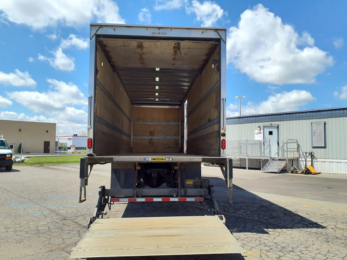2022 Freightliner M2 106 in Syracuse, NY — photo 13