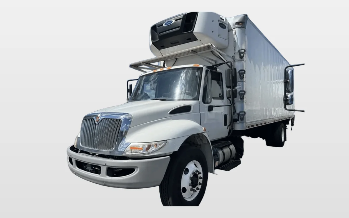 2018 International 4300 - image 1