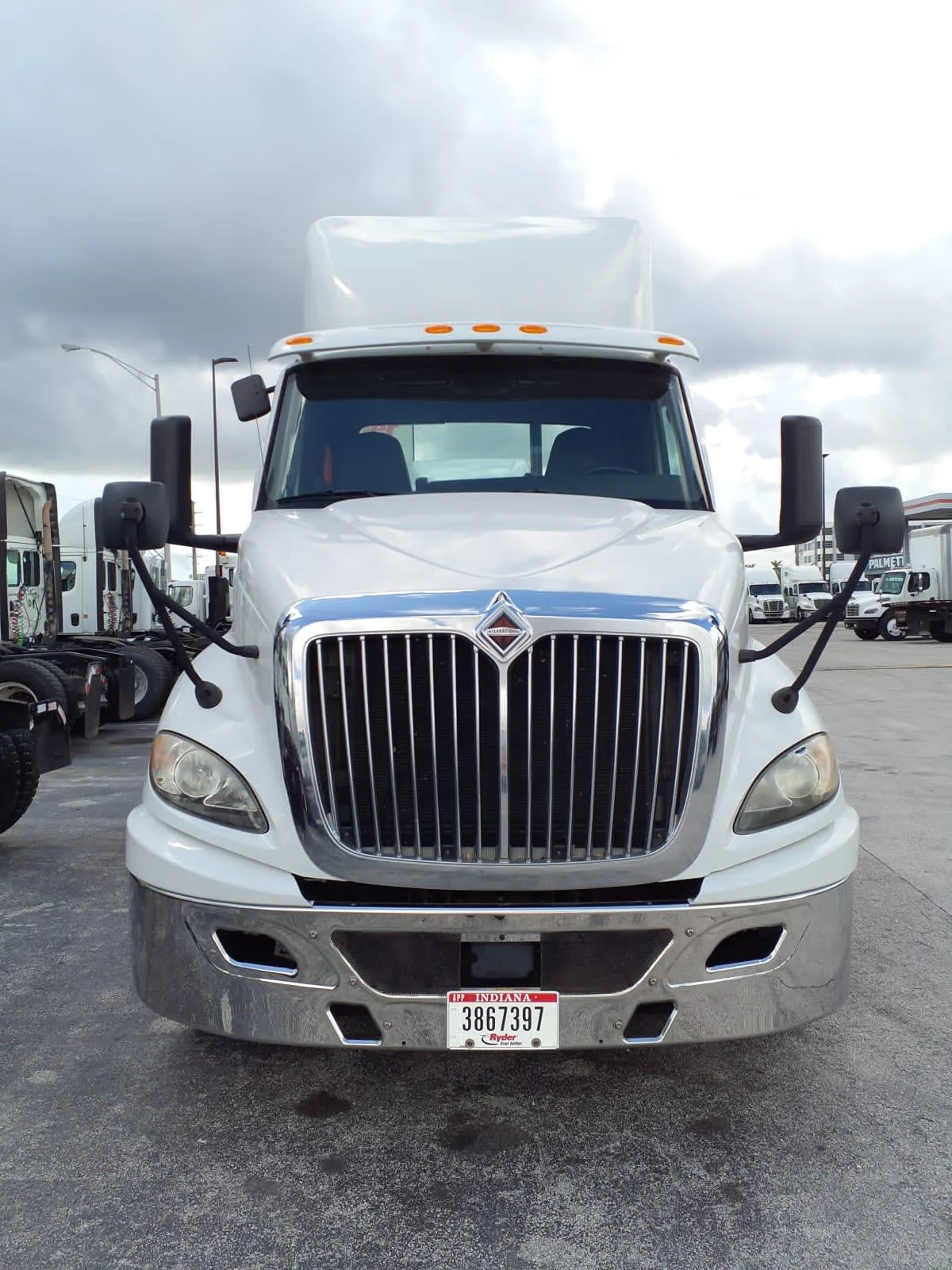 2019 International RH - image 2