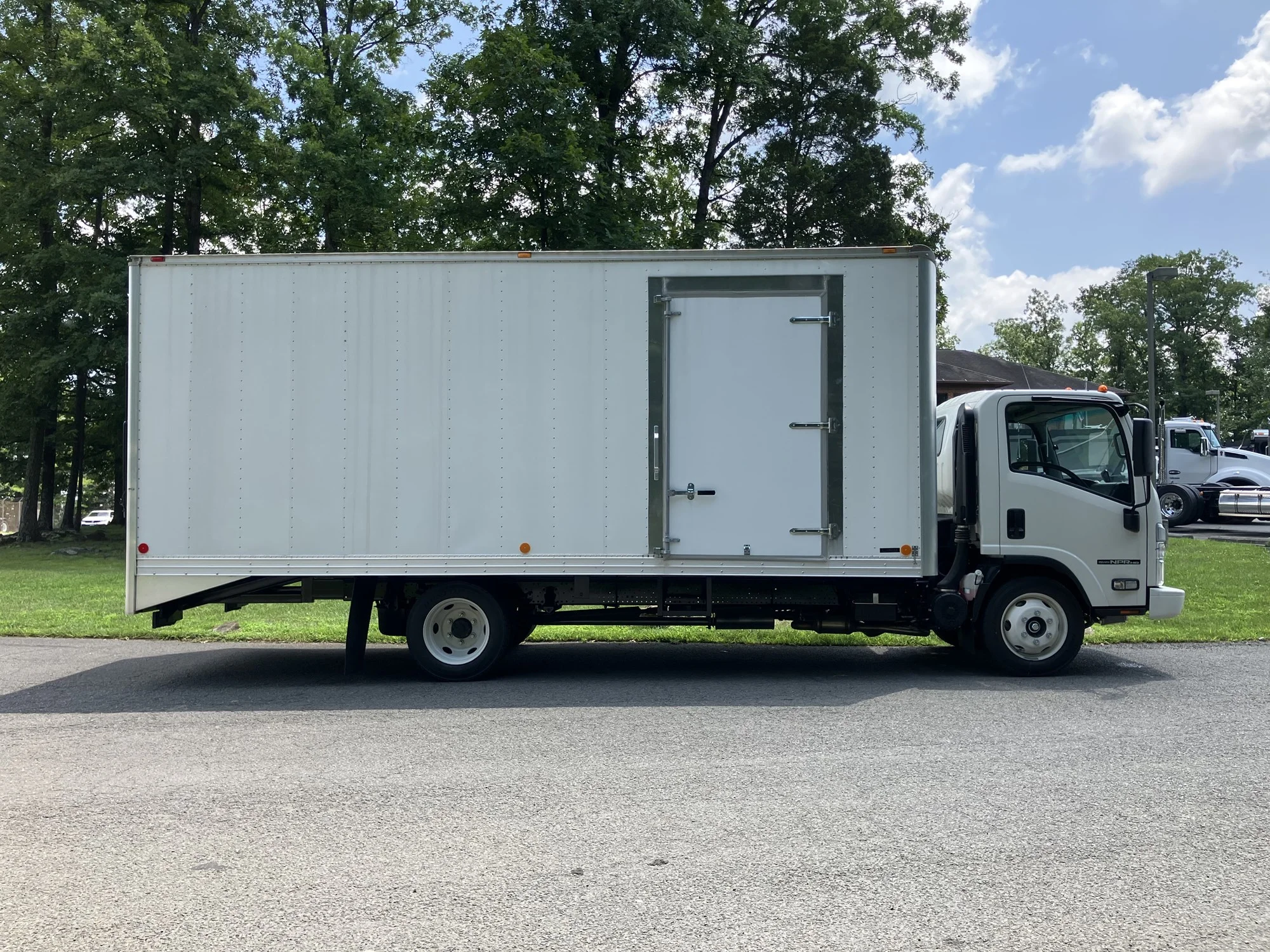 2024 Isuzu in Chesapeake, VA, VA — photo 4