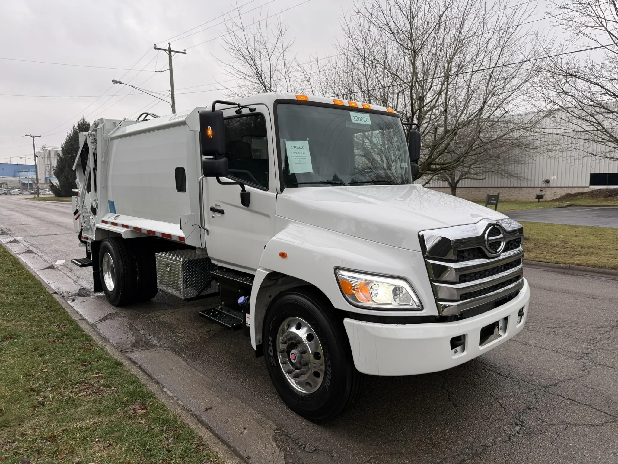 2025 Hino L6 in Findlay, OH