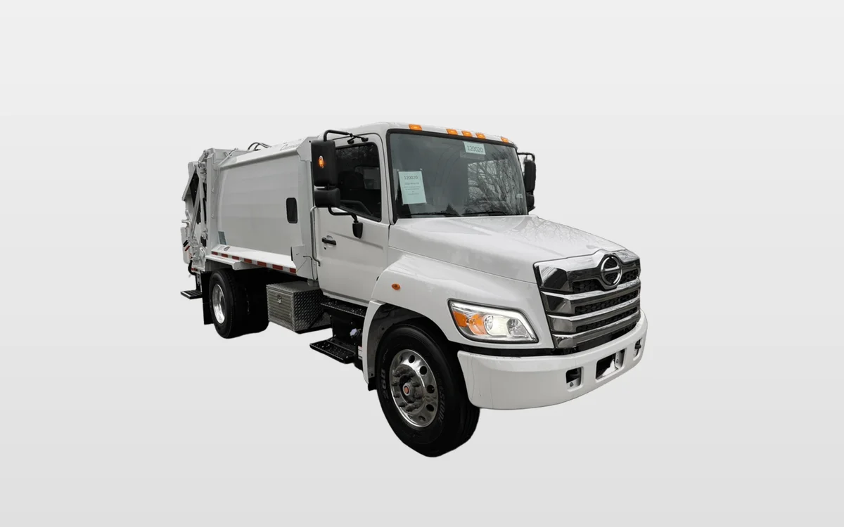 2025 Hino L6 - image 1