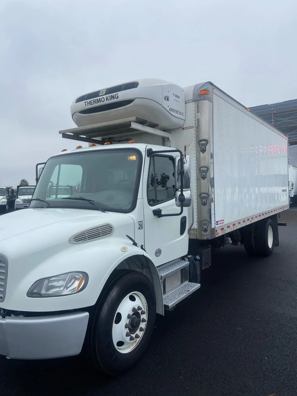 2020 Freightliner M2 106 - image 3