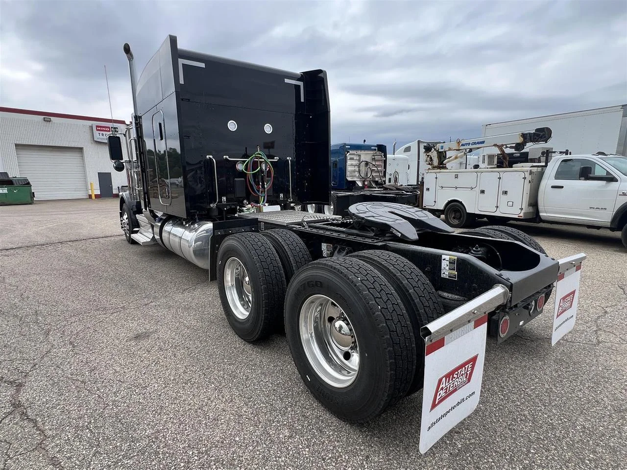 2027 Peterbilt 589