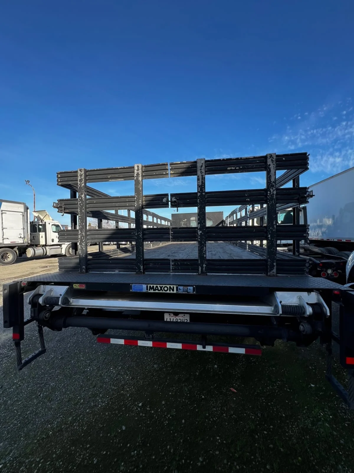 2018 Freightliner M2 106 - image 5