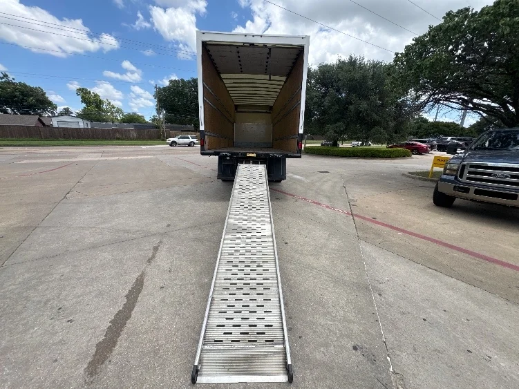 2020 International MV in Garland, TX — photo 9
