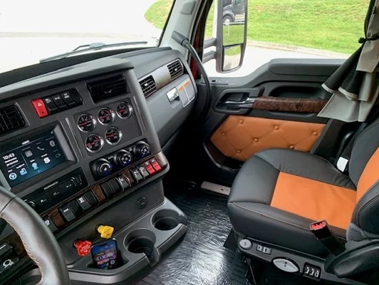2027 Kenworth W990 in Knoxville, TN — photo 3