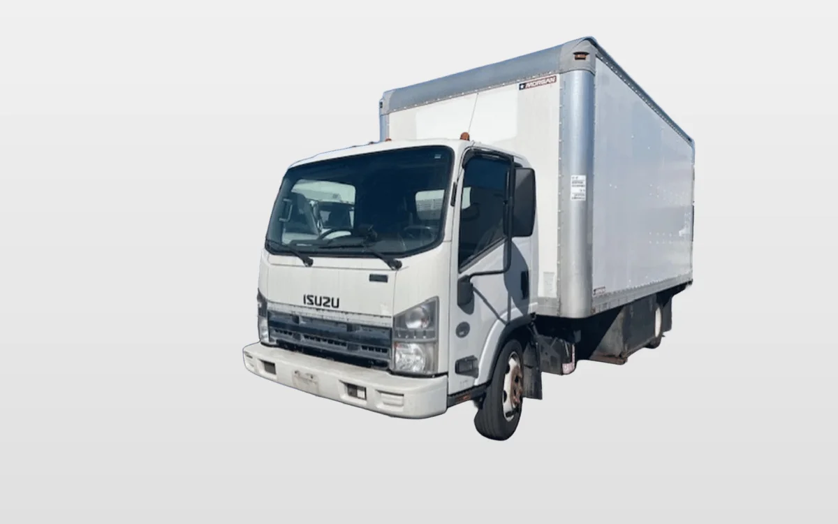 2015 Isuzu NQR - image 1