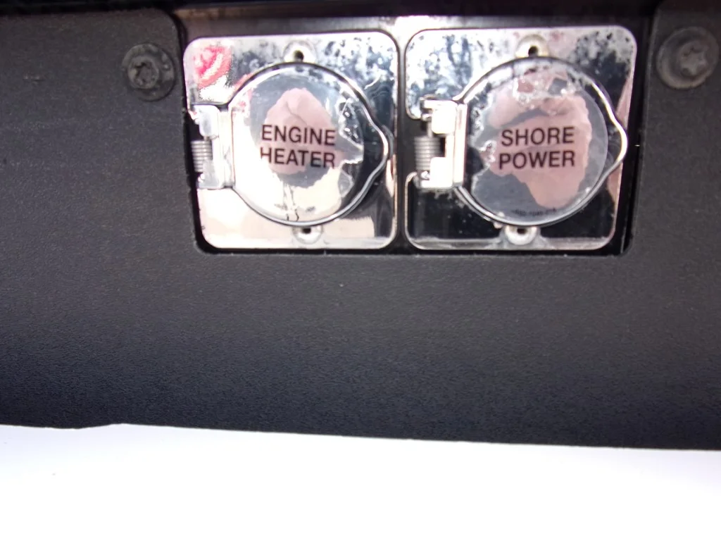 2023 Peterbilt 579 - image 11