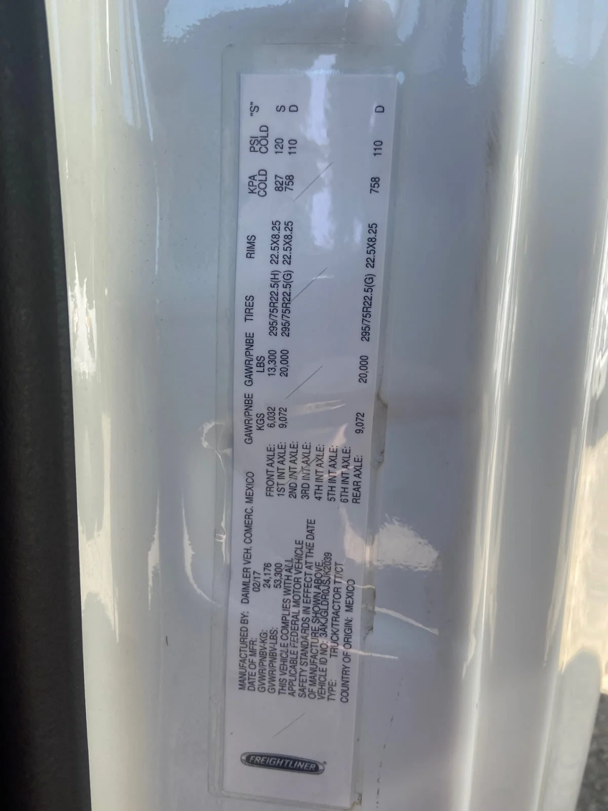 2018 Freightliner Cascadia in West Sacramento, CA — photo 11