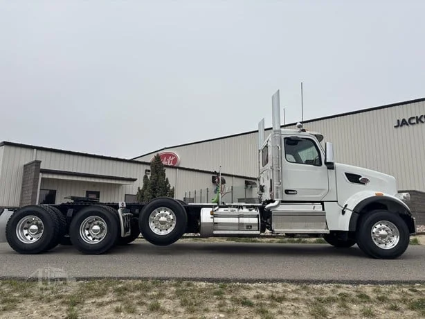 2026 Peterbilt 567 in Casper, WY — photo 4
