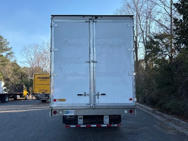 2023 Freightliner M2 106 - image 7