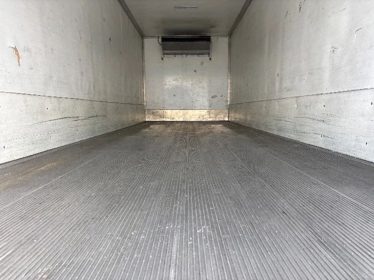 2022 International MV - image 9