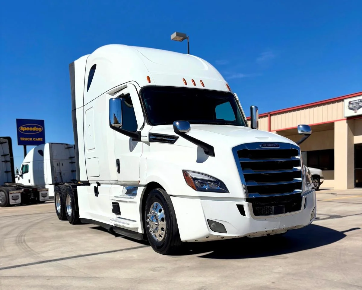 2022 Freightliner Cascadia in El Paso, TX