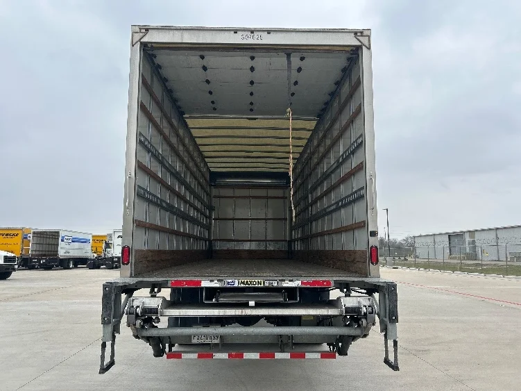 2022 Freightliner M2 106 in San Antonio, TX — photo 8