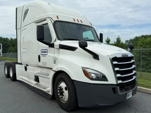 2022 Freightliner Cascadia