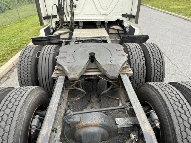 2022 Freightliner Cascadia in Swedesboro, NJ — photo 6