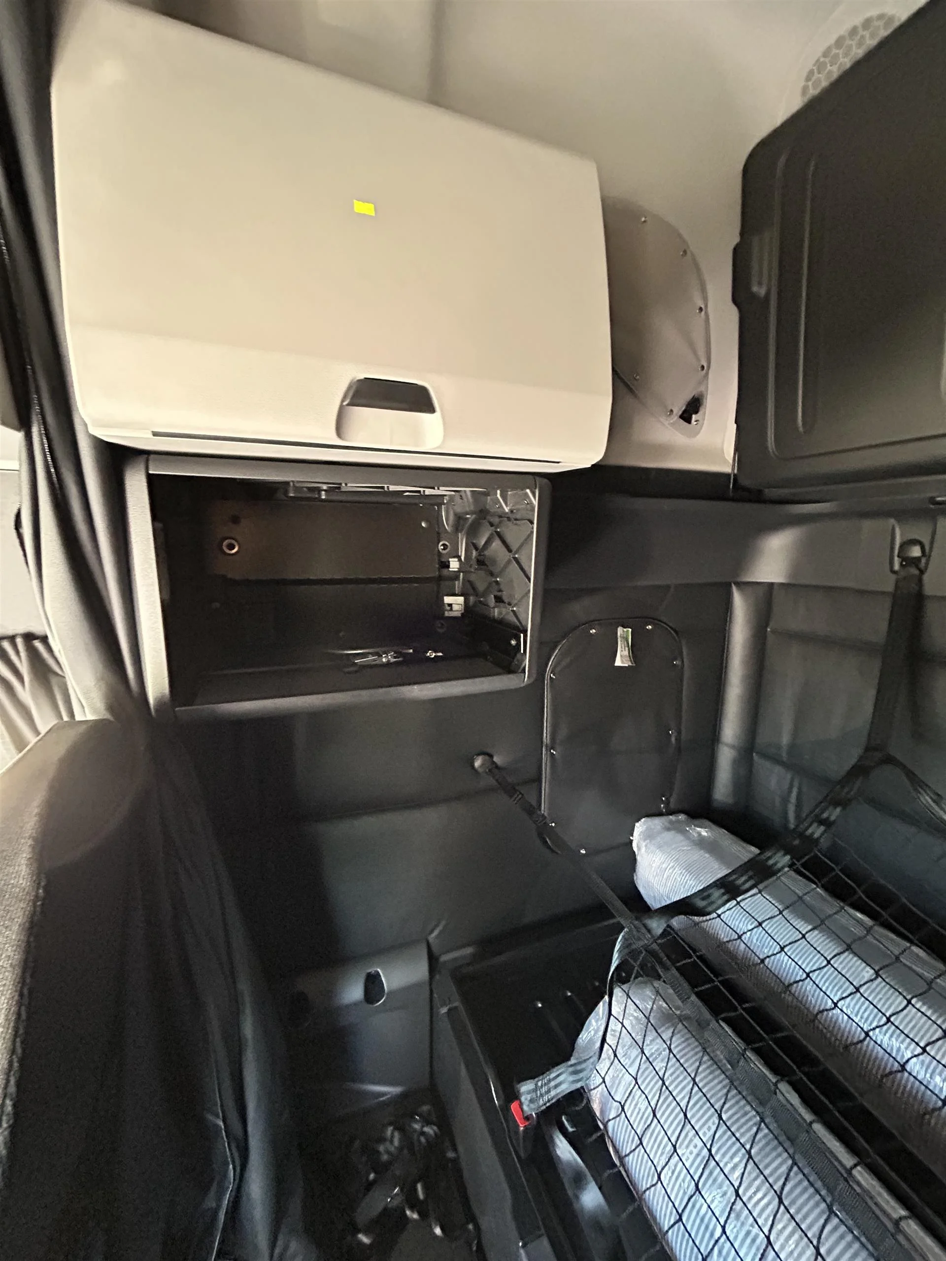 2026 Freightliner Cascadia in Sioux Falls, SD — photo 5