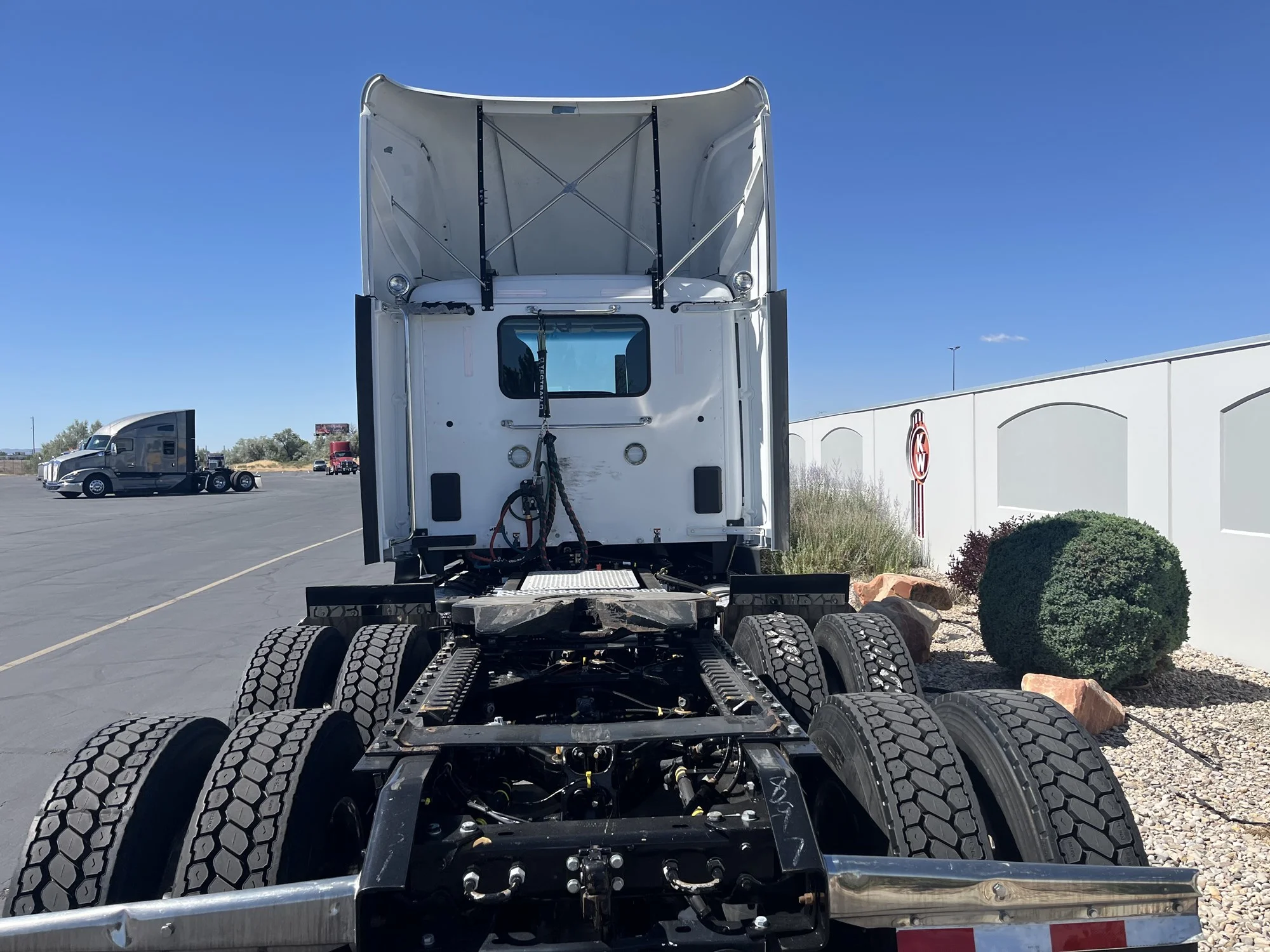 2023 Kenworth T680 in Salt Lake, UT — photo 6
