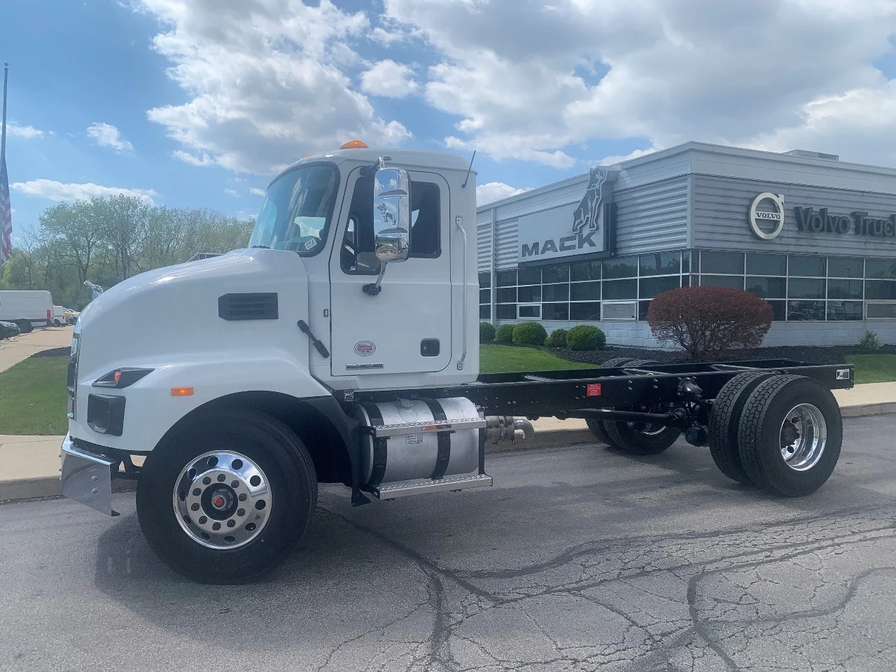 2026 Mack in Summit, IL — photo 5