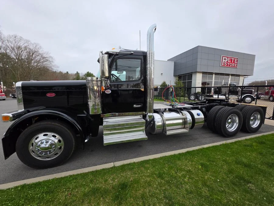 2027 Peterbilt 589 in Richmond, VA — photo 7