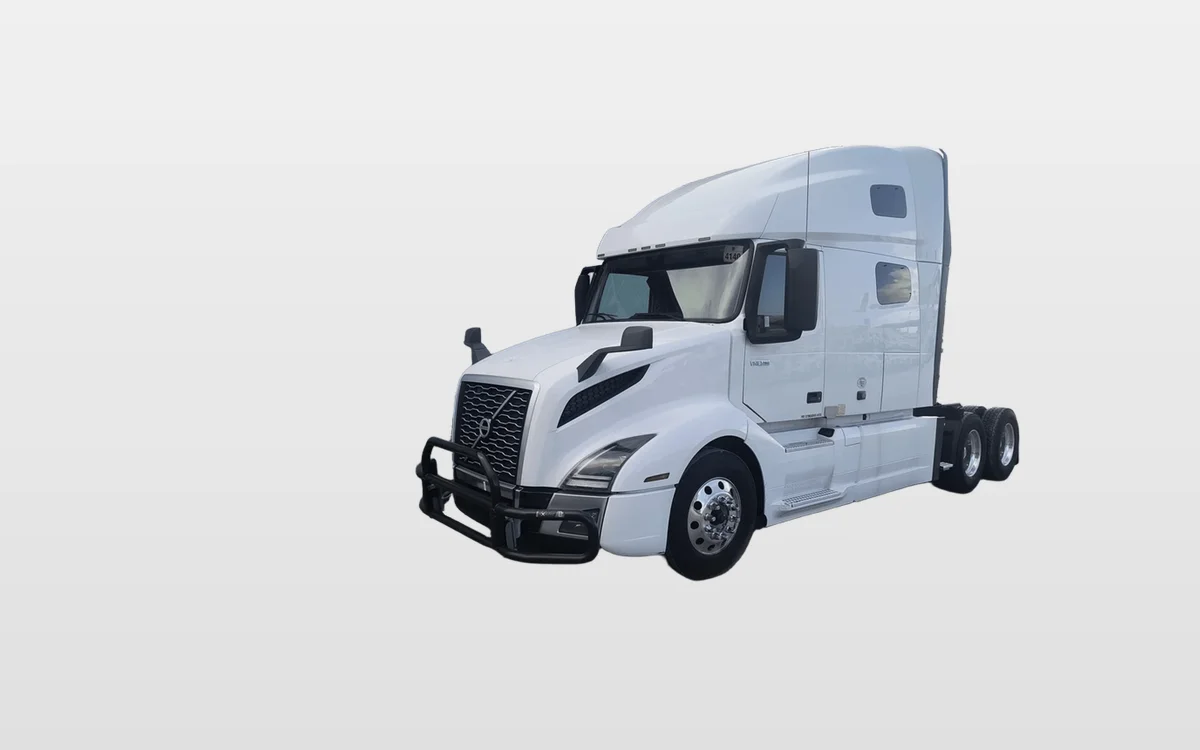 2021 Volvo - image 1