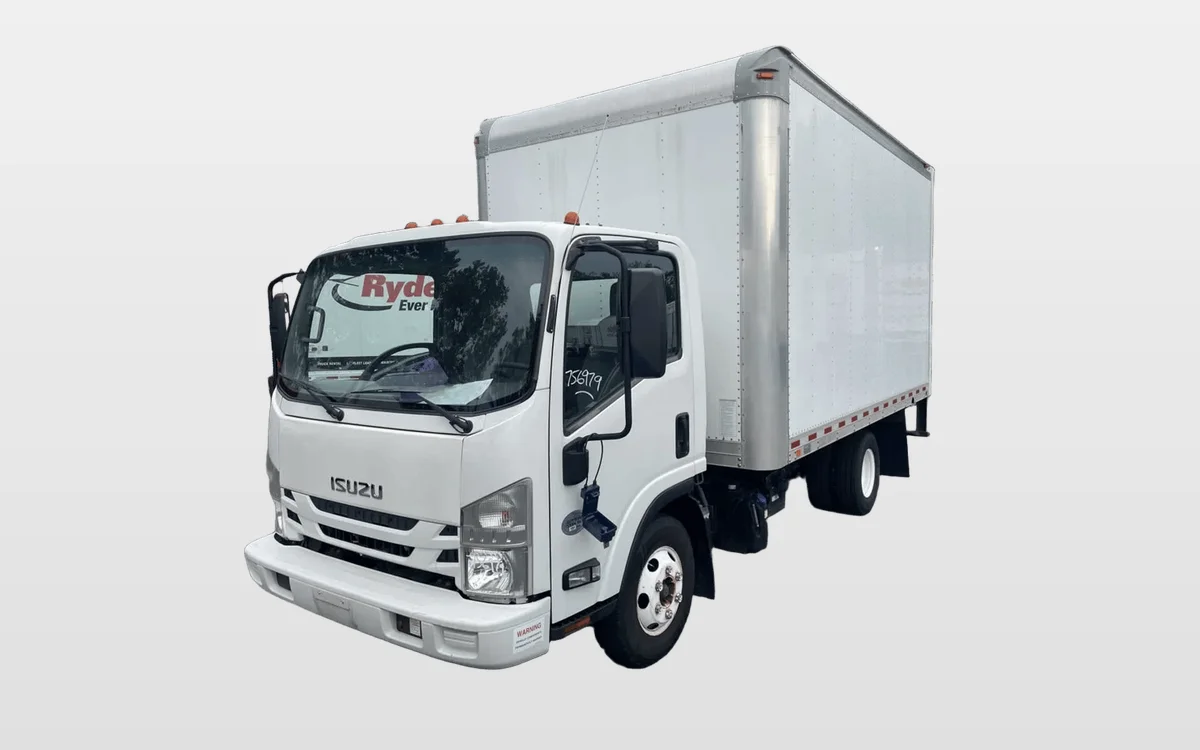 2018 Isuzu NPR - image 1