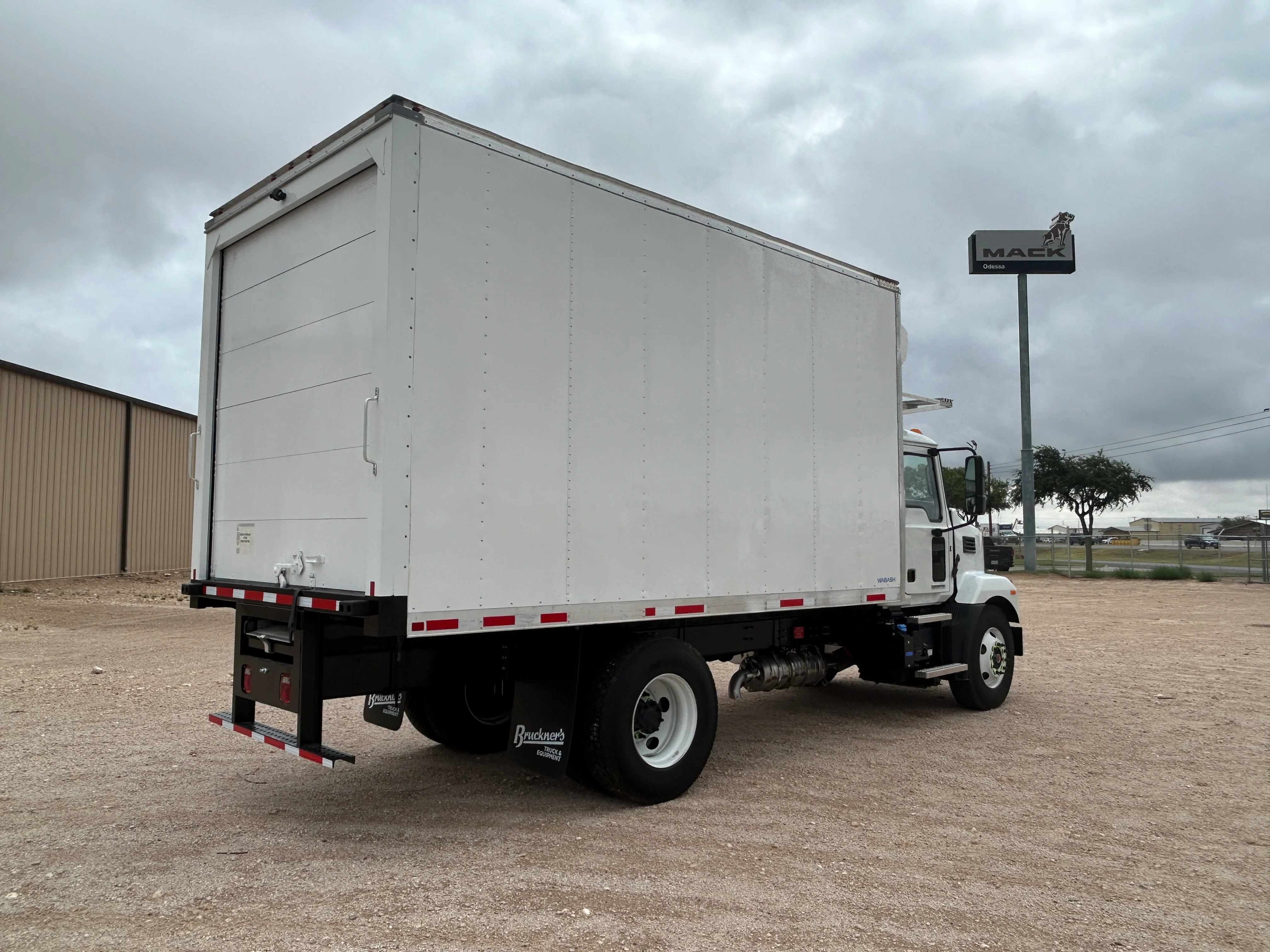 2026 Mack MD in San Antonio, TX — photo 5